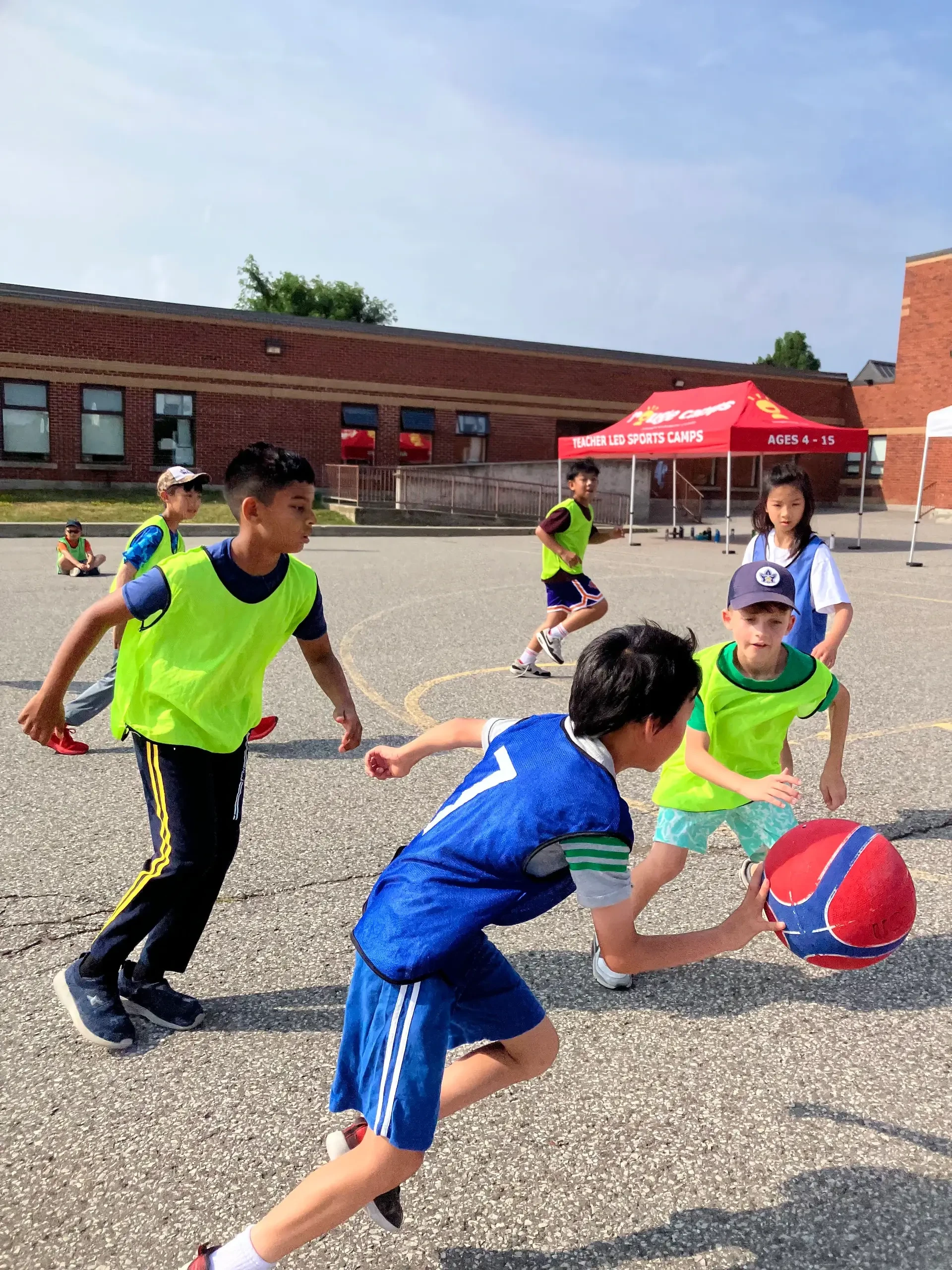 BasketballUNV